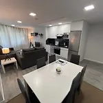 Dau Centro Free Parking Апартаменты