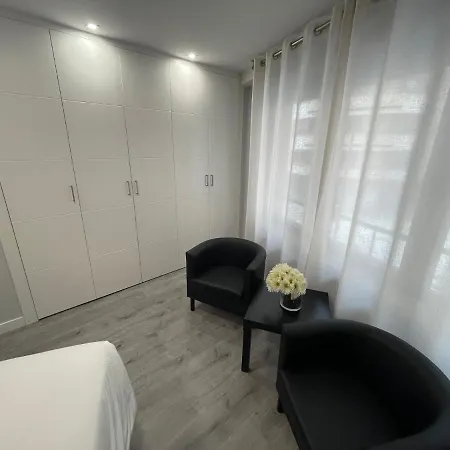 Dau Centro Free Parking شقة *