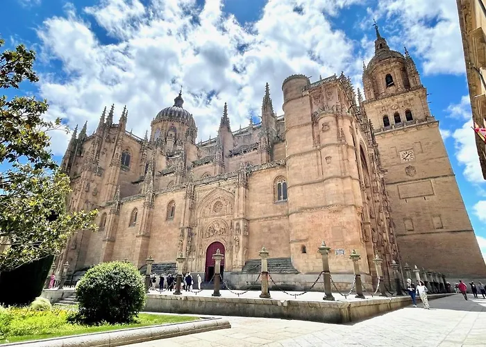 Dau Centro Free Parking * סלאמנקה